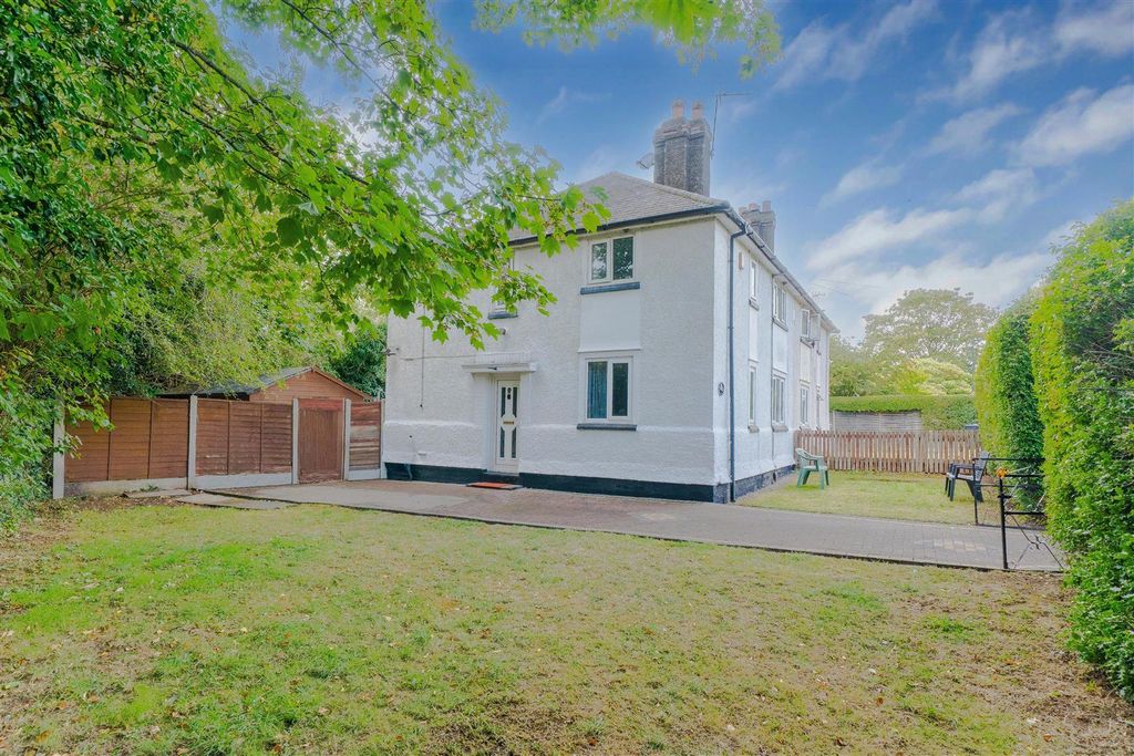 Property photo 1 of 16 Front