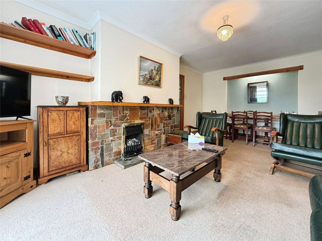 Property photo 2 of 12 Living Room