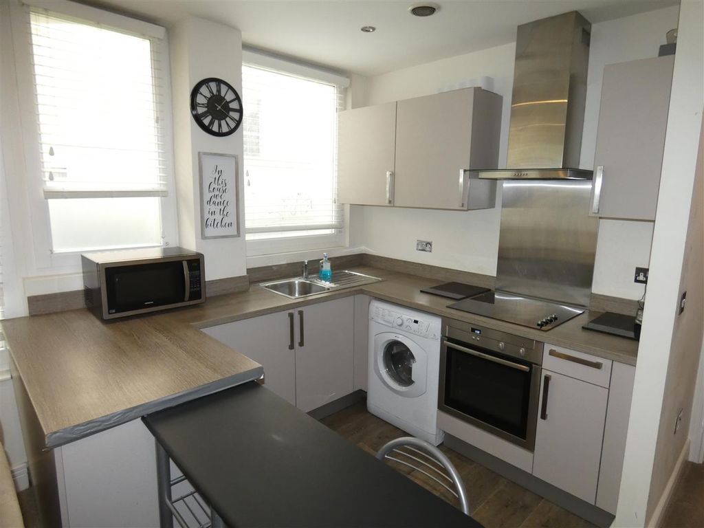 Property photo 3 of 20 P1050214.Jpg