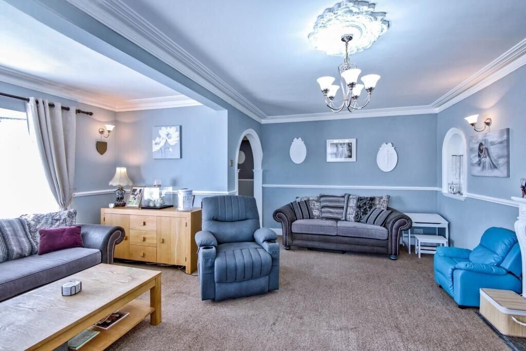 Property photo 3 of 13 Living Room