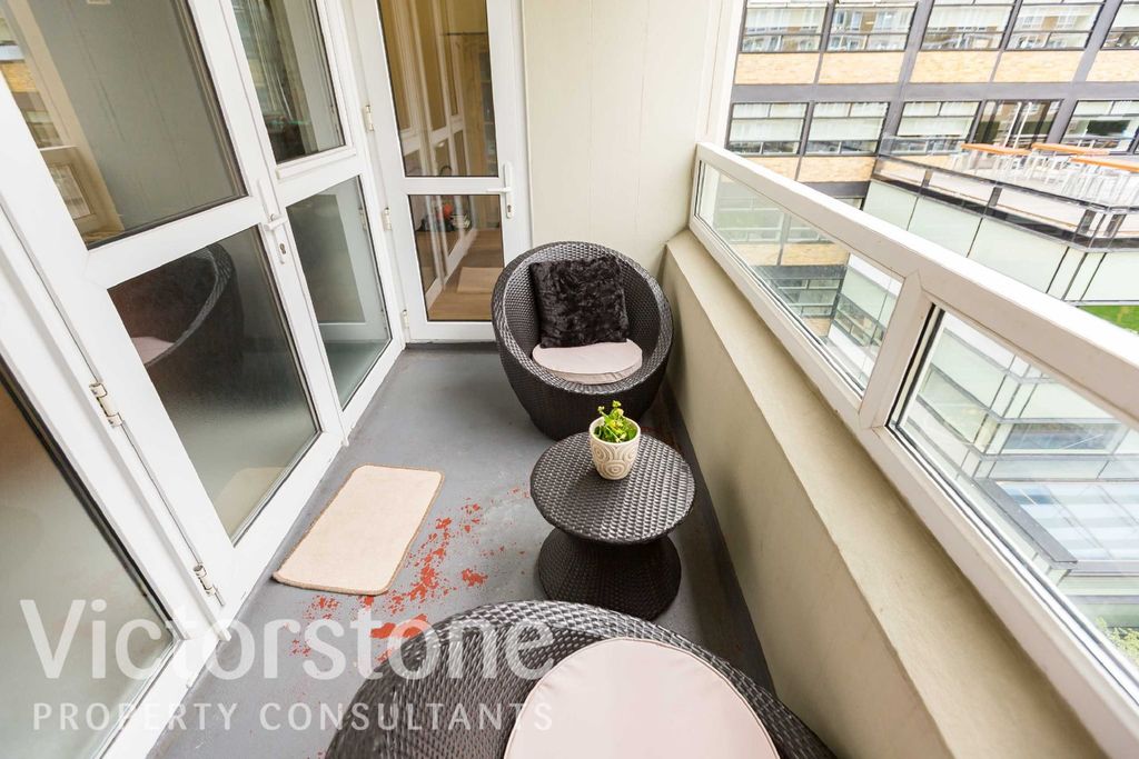 Property photo 3 of 11 1328905