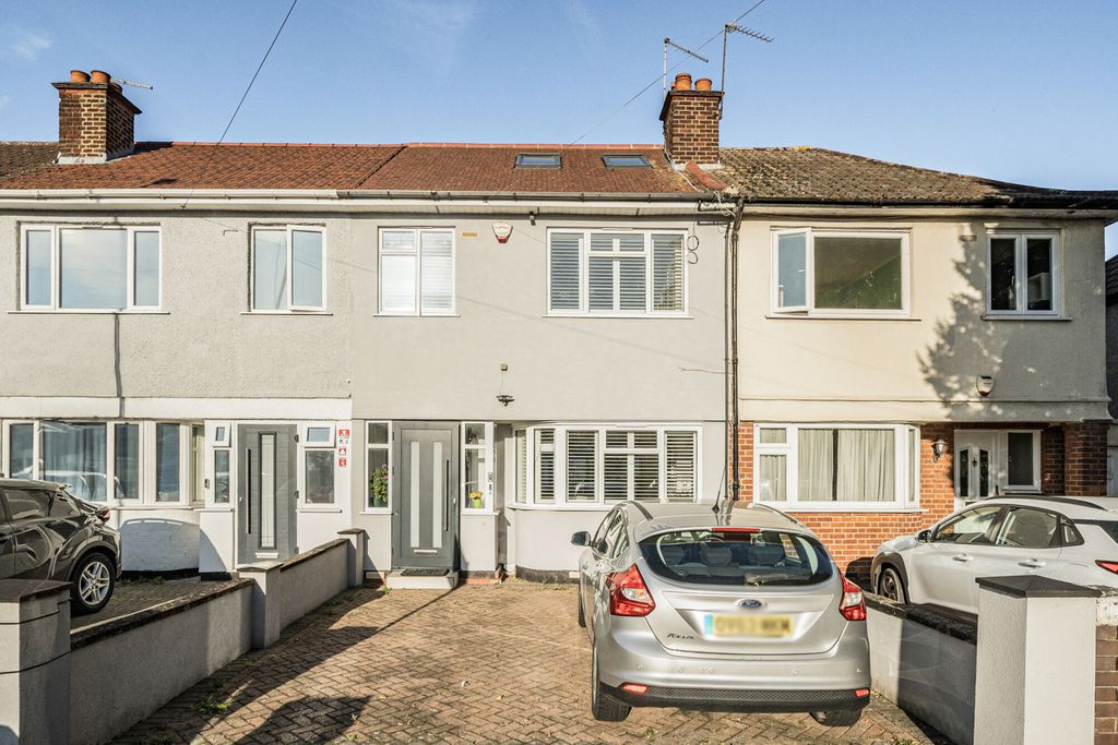 Property photo 1 of 21 15-1357317-18-68c...