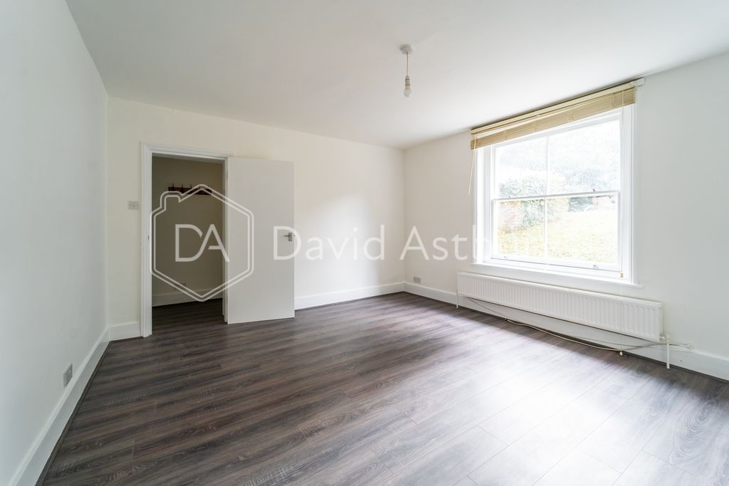 Property photo 2 of 7 Ndb08865