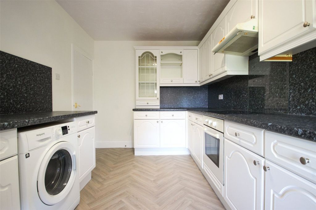 Property photo 3 of 9 Picture No. 26