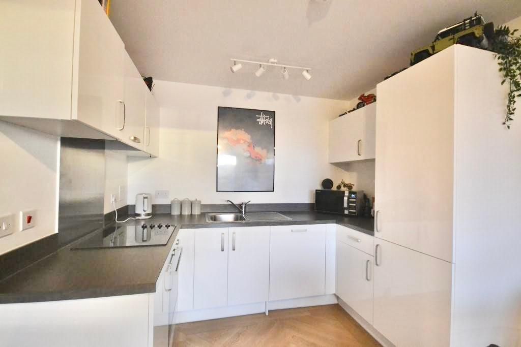 Property photo 2 of 10 Photo 2