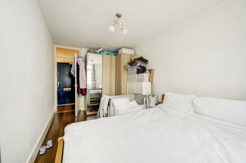 Property photo 2 of 3