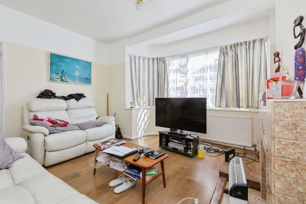 Property photo 3 of 17