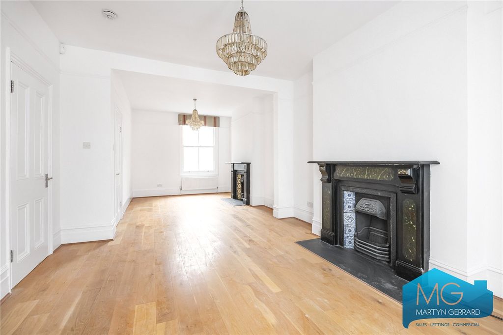 Property photo 2 of 26 Picture No. 07