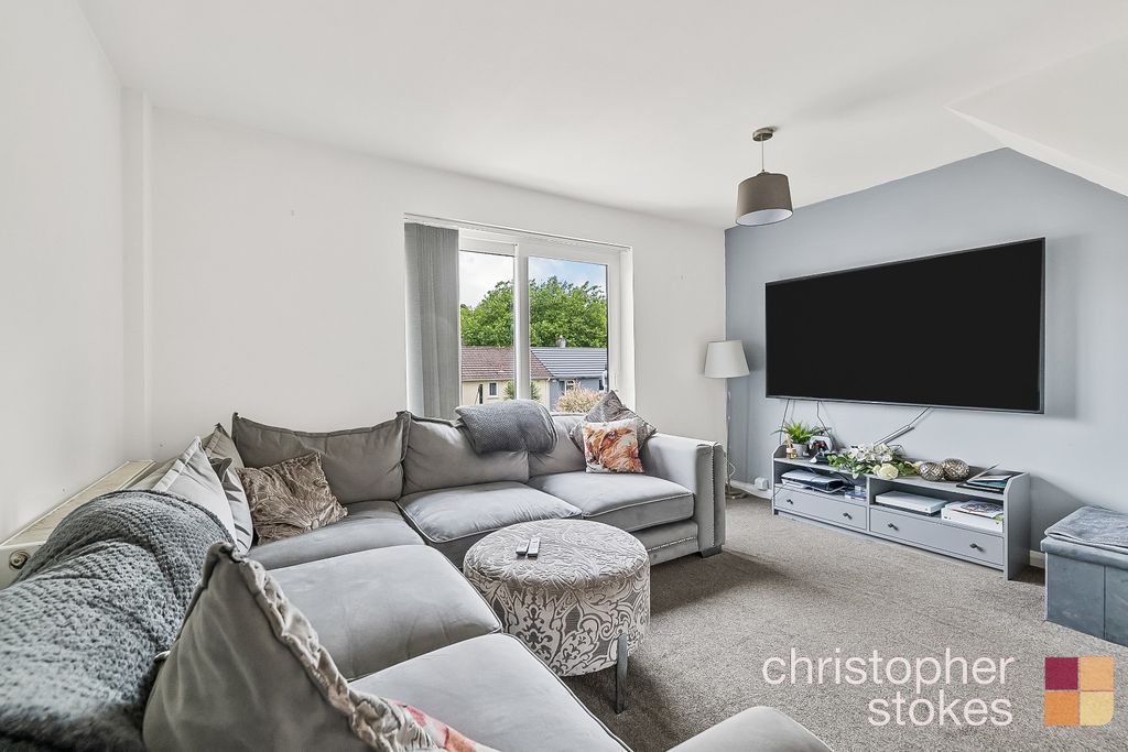 Property photo 3 of 16 4286274