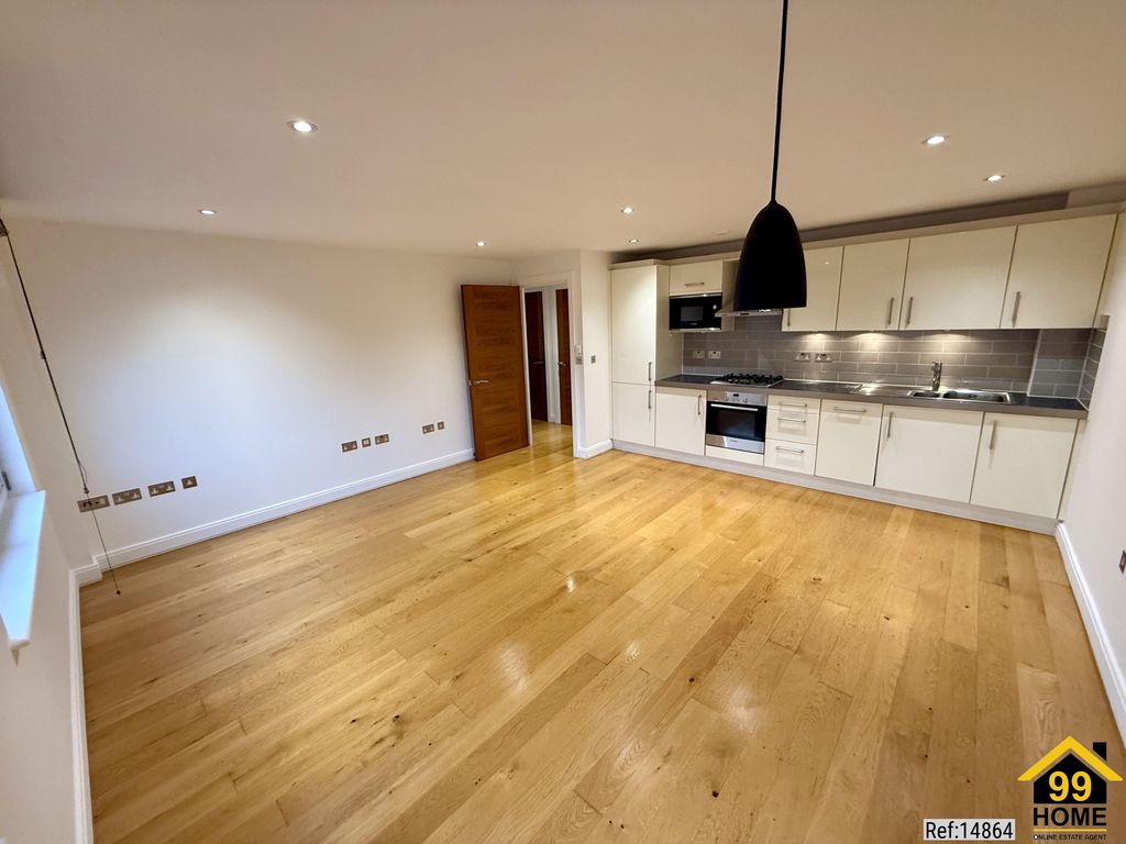 Property photo 3 of 13 Photo 2