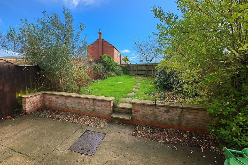 Property photo 2 of 10