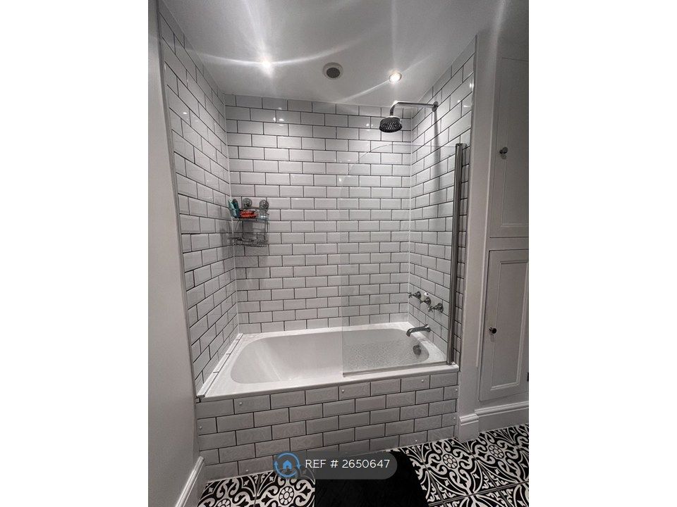 Property photo 2 of 3 Bathroom (Not Ensuite)