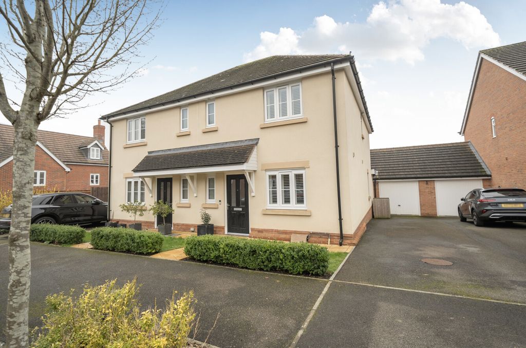 Property photo 1 of 15 1423591-32-69Aeb9...