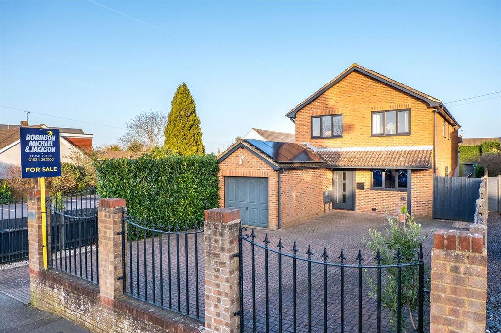 Property photo 1 of 56 Picture No. 05