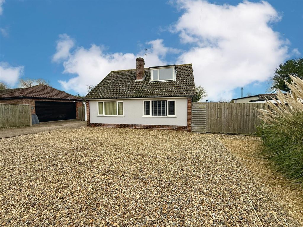 Property photo 1 of 27 Front Aspect