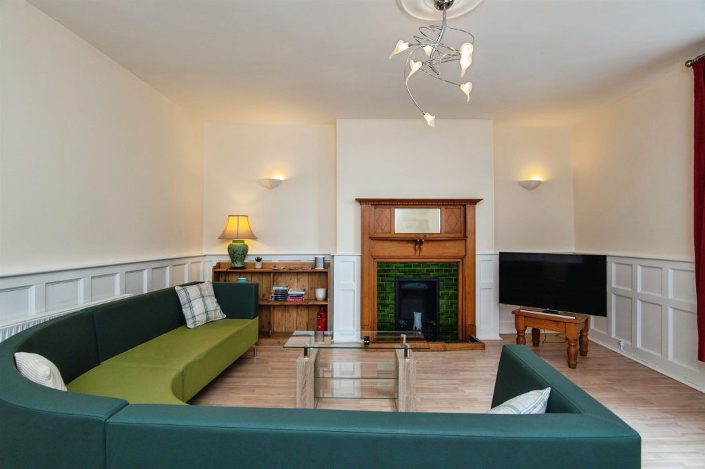 Additional image 4 of 1 bed flat for saleBelle Vue Terrace, Malvern WR14