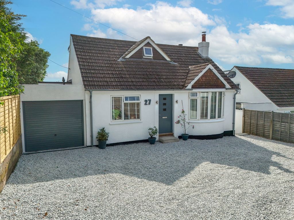 Property photo 1 of 32