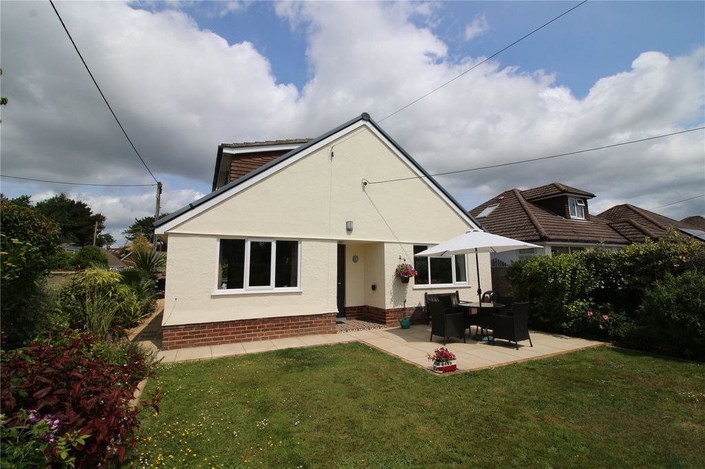 Property photo 1 of 14 Picture No. 02