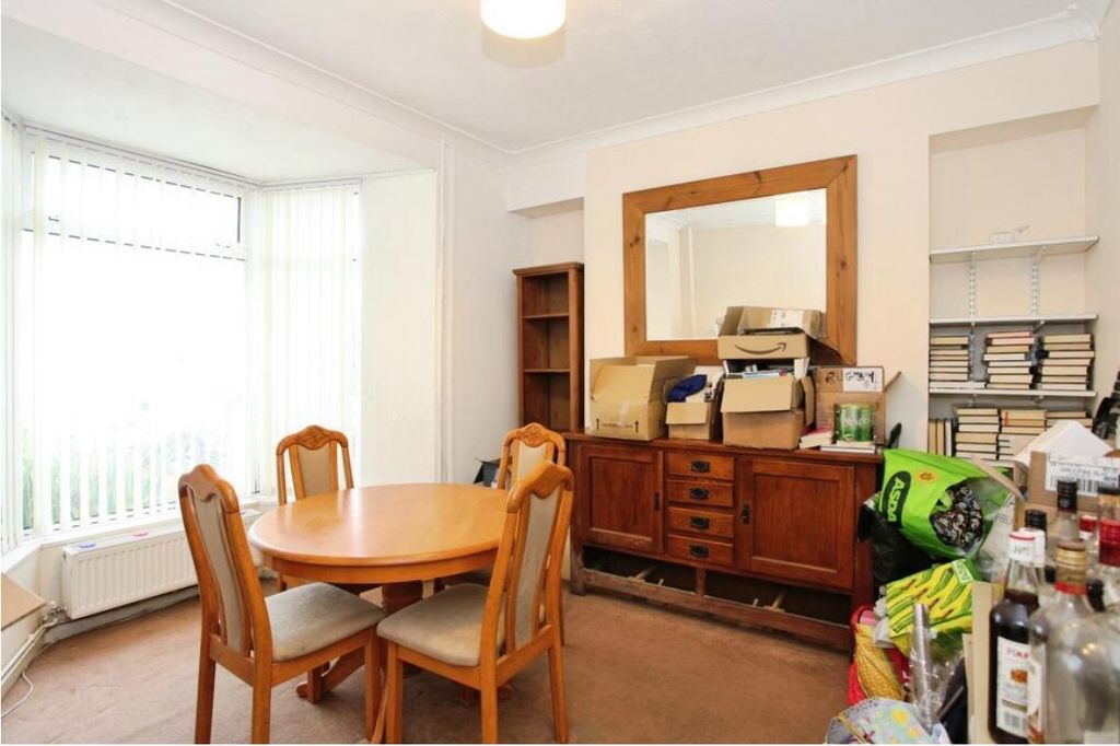 Property photo 3 of 9 Image