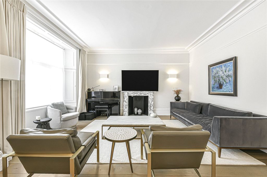 Property photo 3 of 21 Picture No. 30