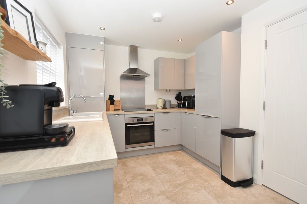 Property photo 3 of 14 Dsc_6980