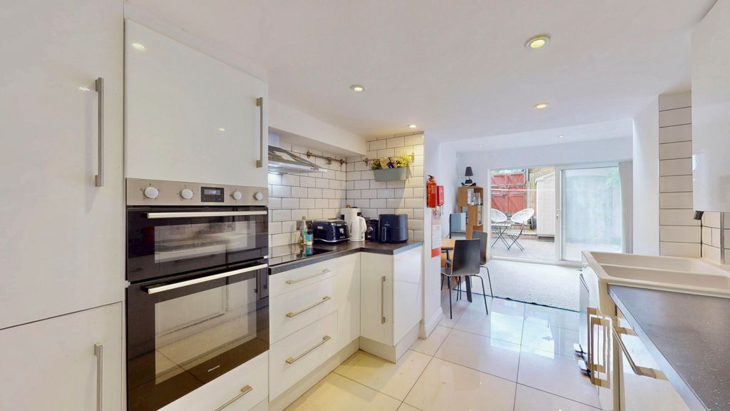 Property photo 1 of 31 Picture No. 31