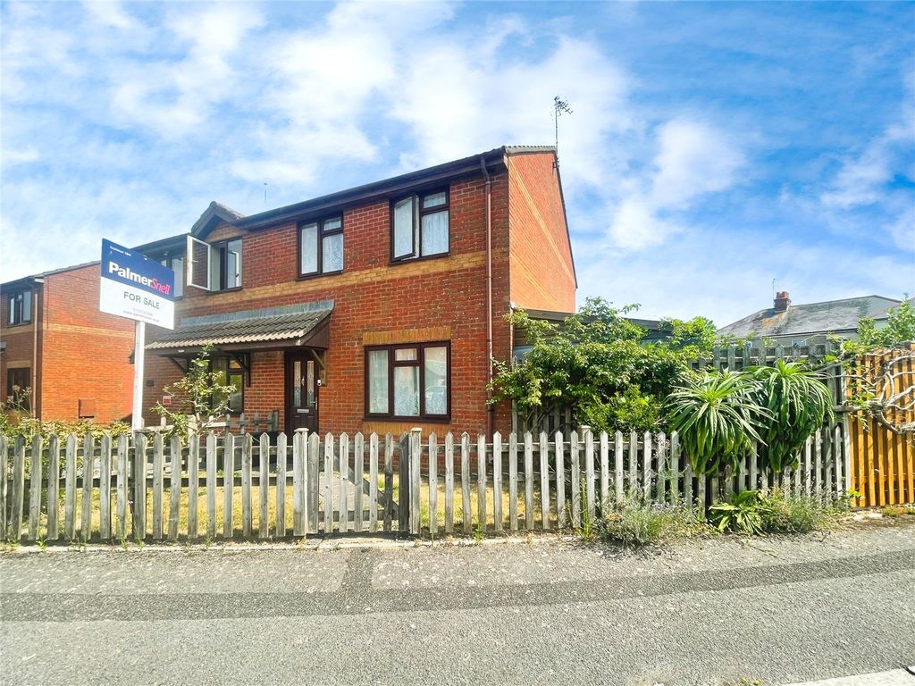 Property photo 1 of 18 Picture No. 21