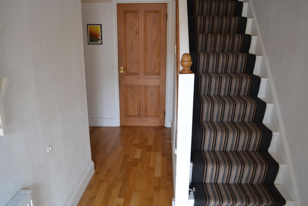 Property photo 2 of 29