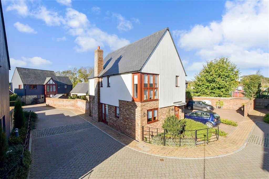 Property photo 1 of 15 External (Web)