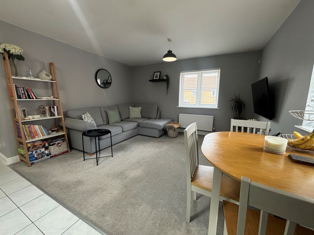 Property photo 2 of 12 View