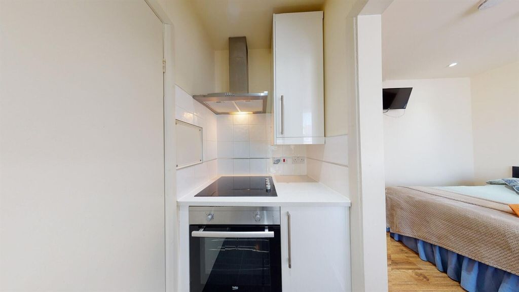 Property photo 2 of 8 6909c4Dd310Ab13E86Ac8E1c_Cca3Bf784B170B96B439Da335