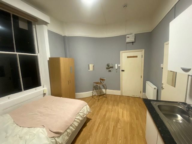 Property photo 3 of 4