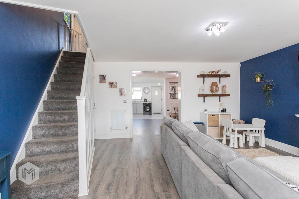 Property photo 3 of 30 Photograph