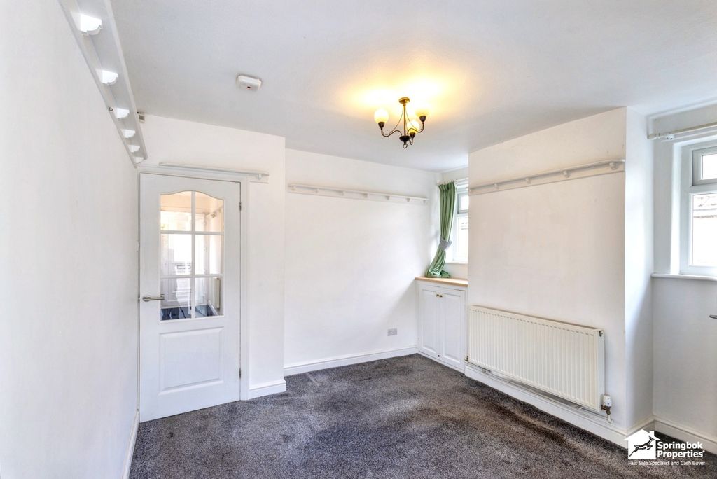 Property photo 2 of 17 Image 2