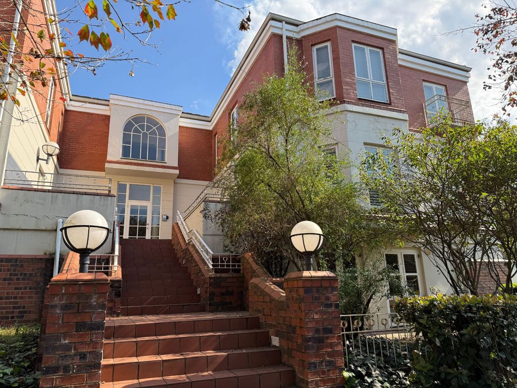 Property photo 1 of 25 1Pm1708646