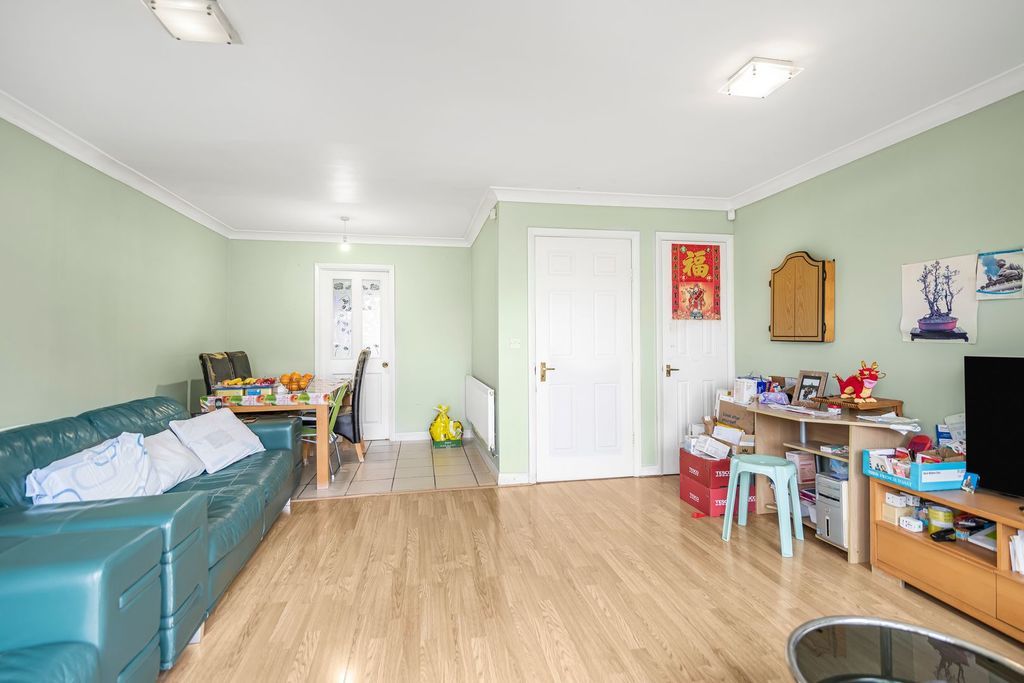 Property photo 3 of 22