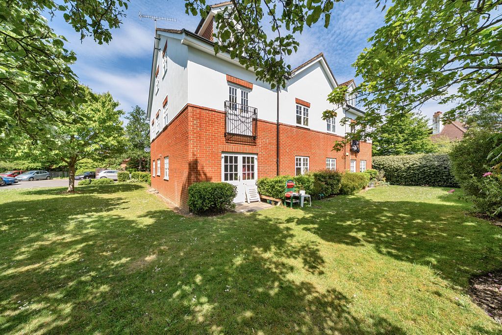 Property photo 1 of 22 22-681B45B7A95Dd-...