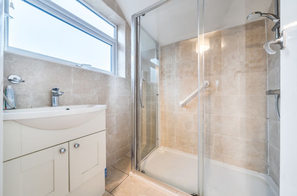 Property photo 3 of 12 13999795696670E3488c5Arw