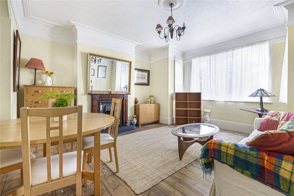 Property photo 2 of 21 Picture No. 22