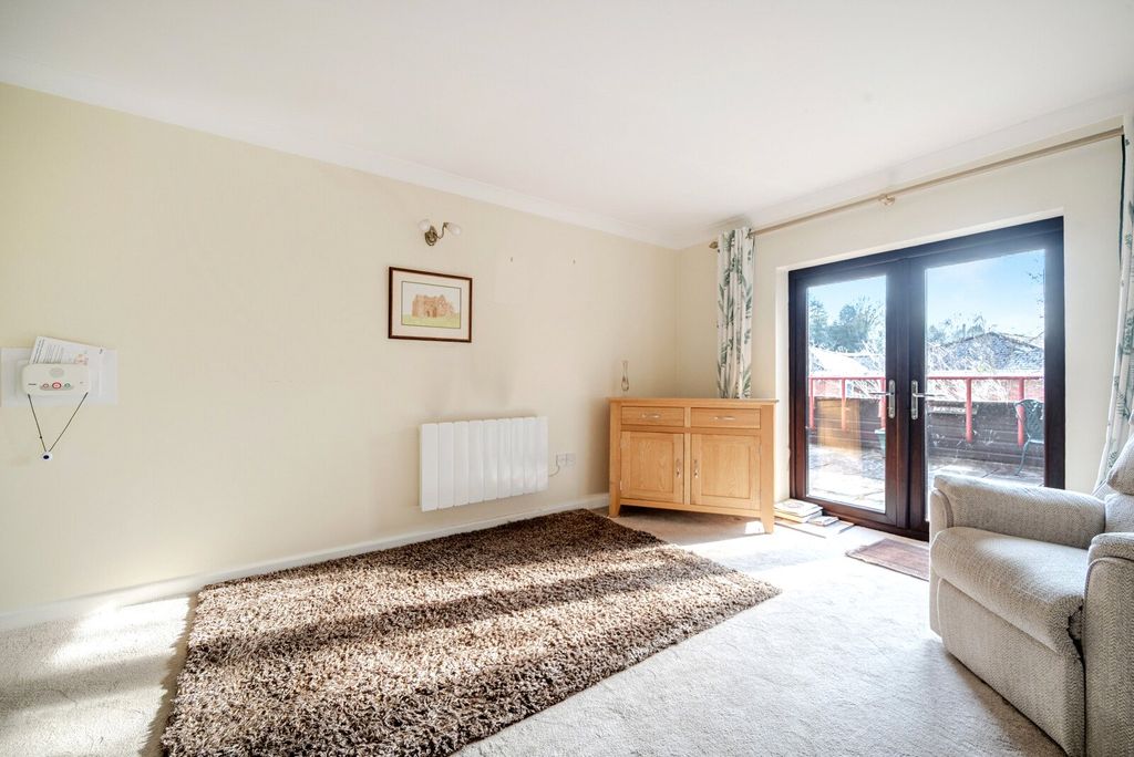 Property photo 3 of 16 Picture No. 11