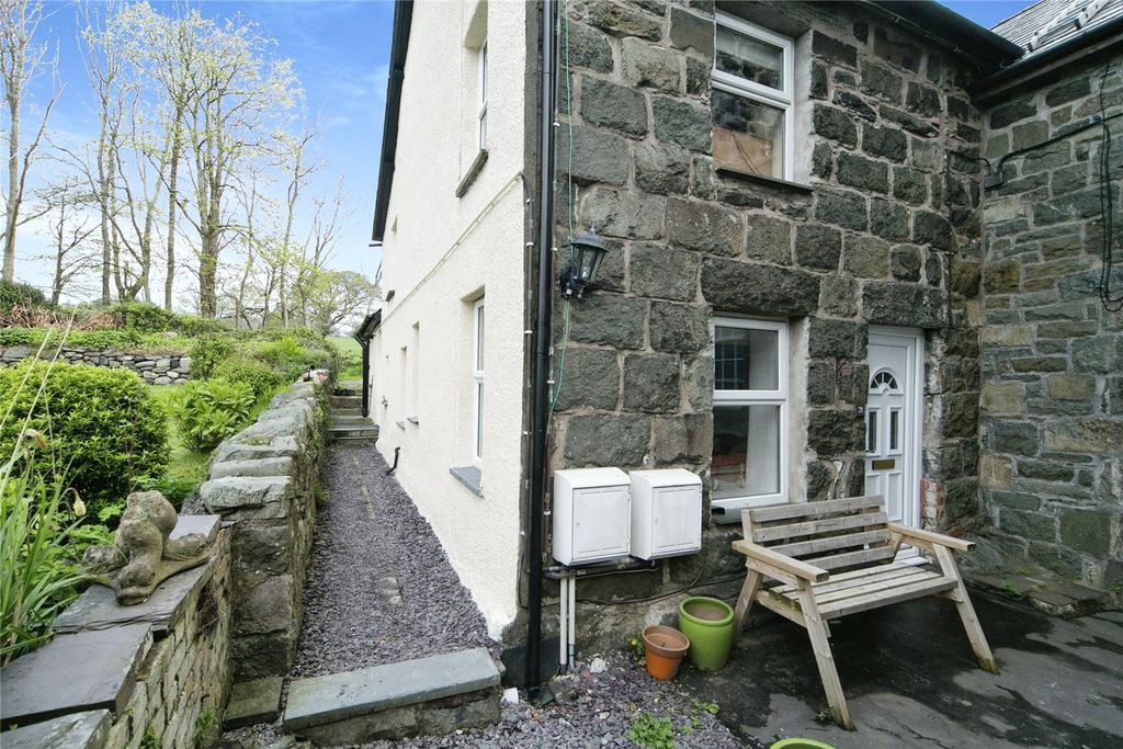 Property photo 1 of 15 Photography