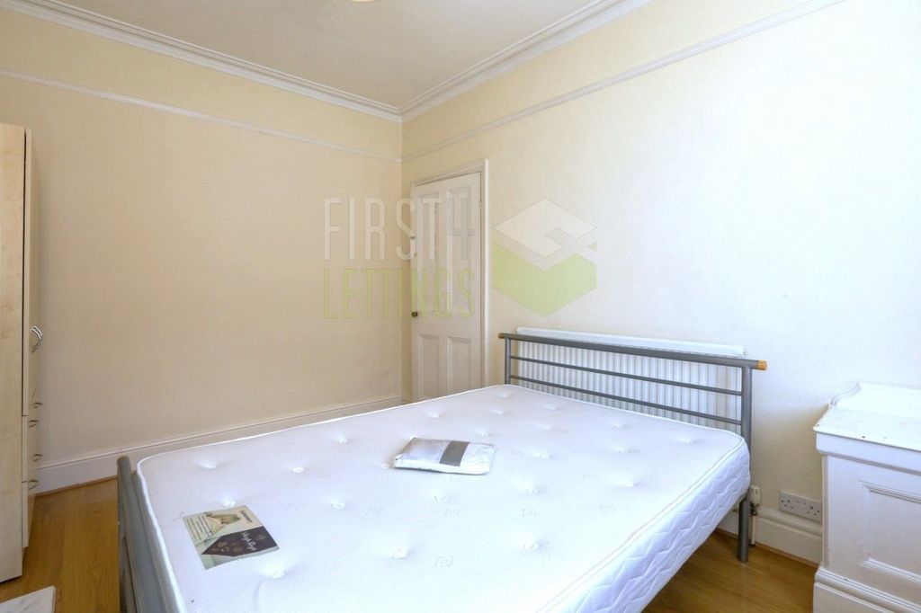 Property photo 3 of 14 Photo 14