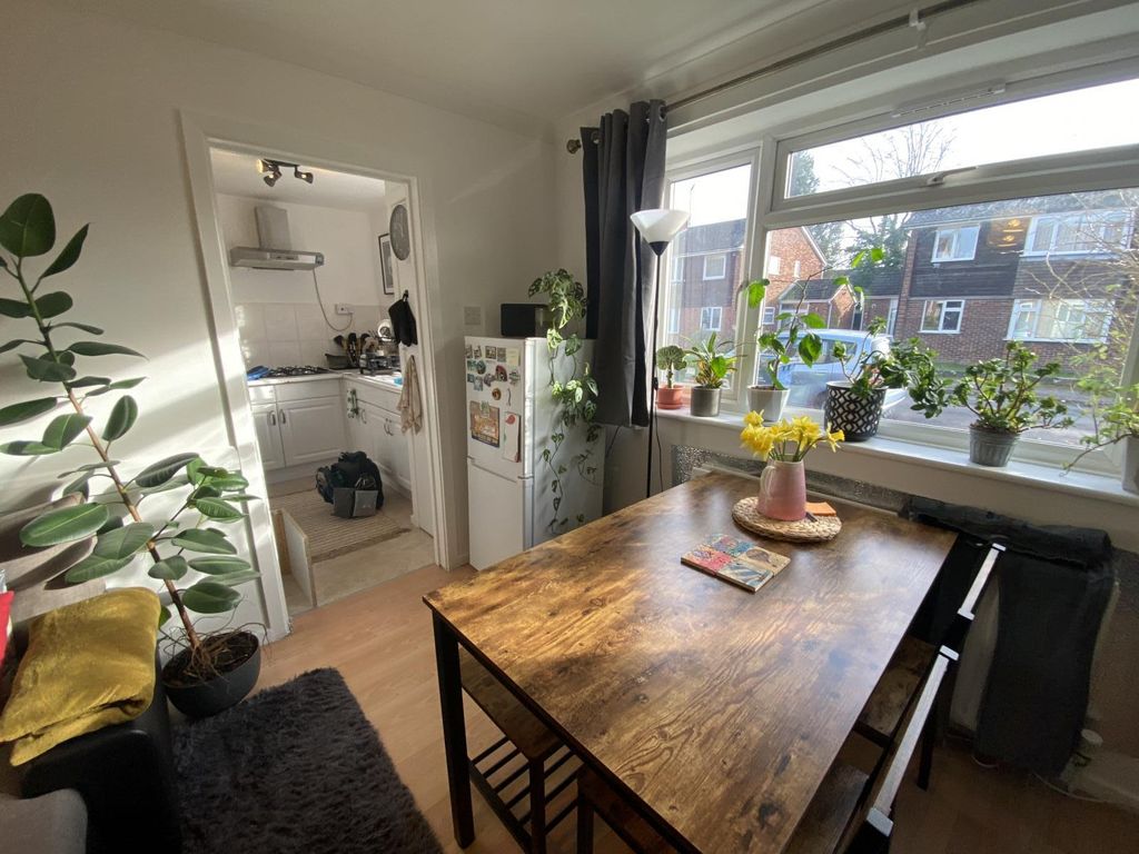 Property photo 3 of 10 Gallery