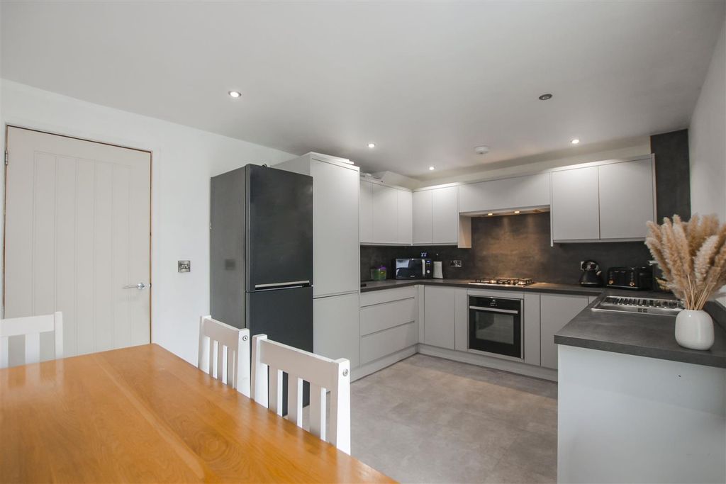 Property photo 2 of 19 2.Jpg