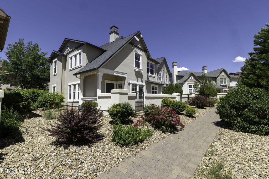 Property photo 1 of 26