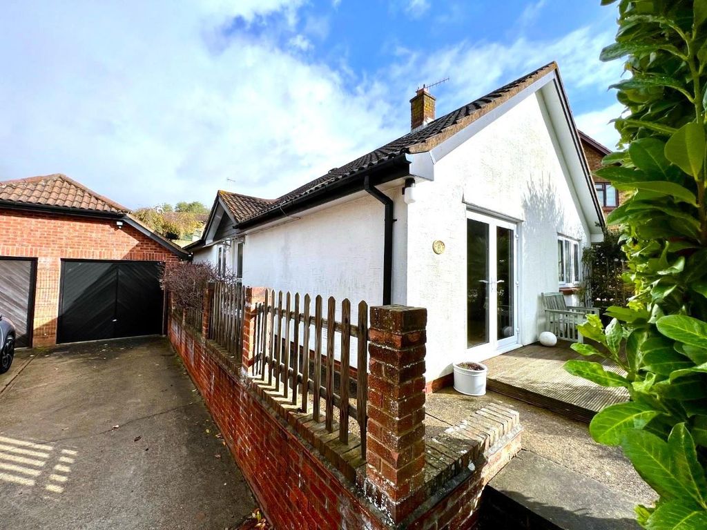 Property photo 1 of 14 13 Turnpike Hill.Jpg