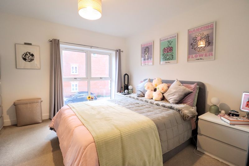 Property photo 2 of 11 Bedroom