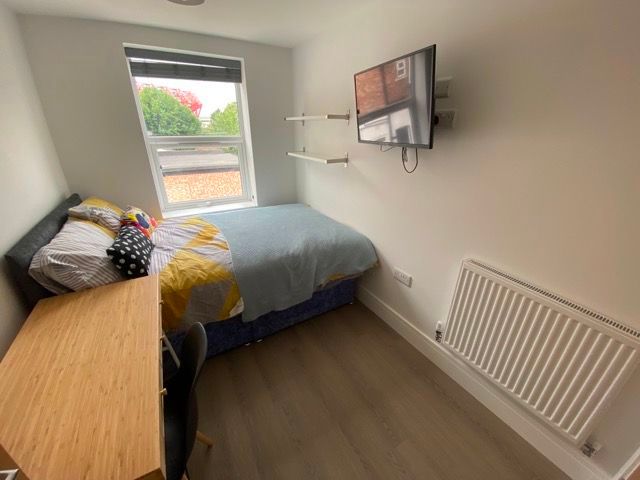 Property photo 3 of 6 1614-2