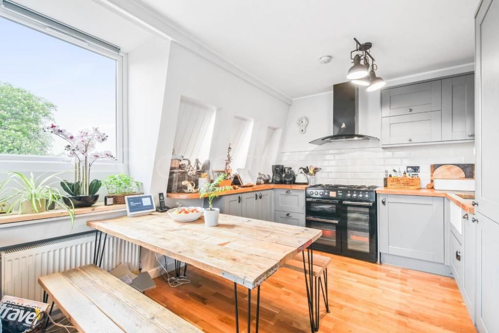 Property photo 2 of 10 87851_30655294_Img_00_0000