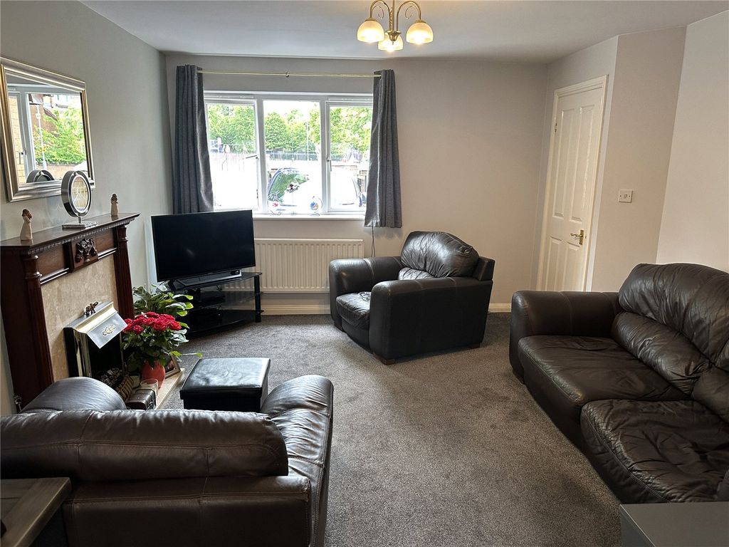 Property photo 3 of 22 Picture No. 40